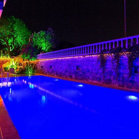 Kabasakal Otel Çeşme Eksteriør bilde