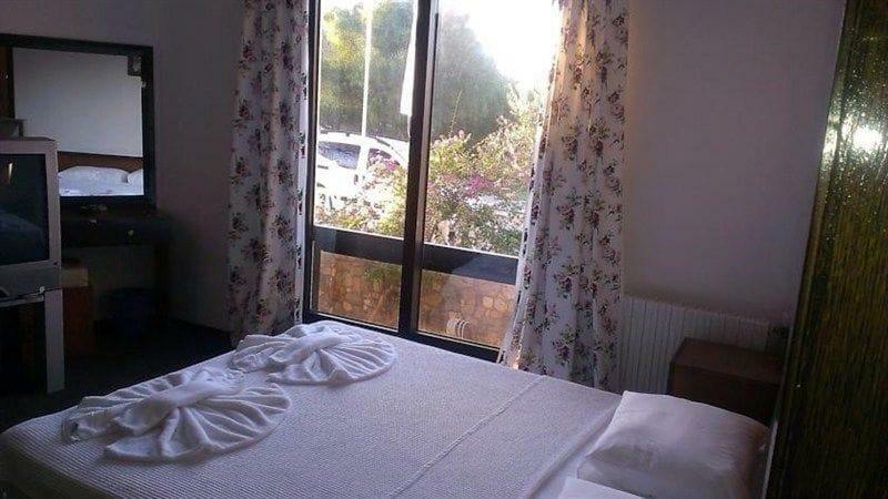 Kabasakal Otel Çeşme Eksteriør bilde