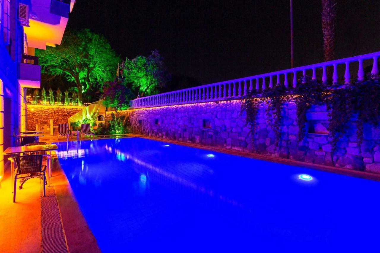 Kabasakal Otel Çeşme Eksteriør bilde