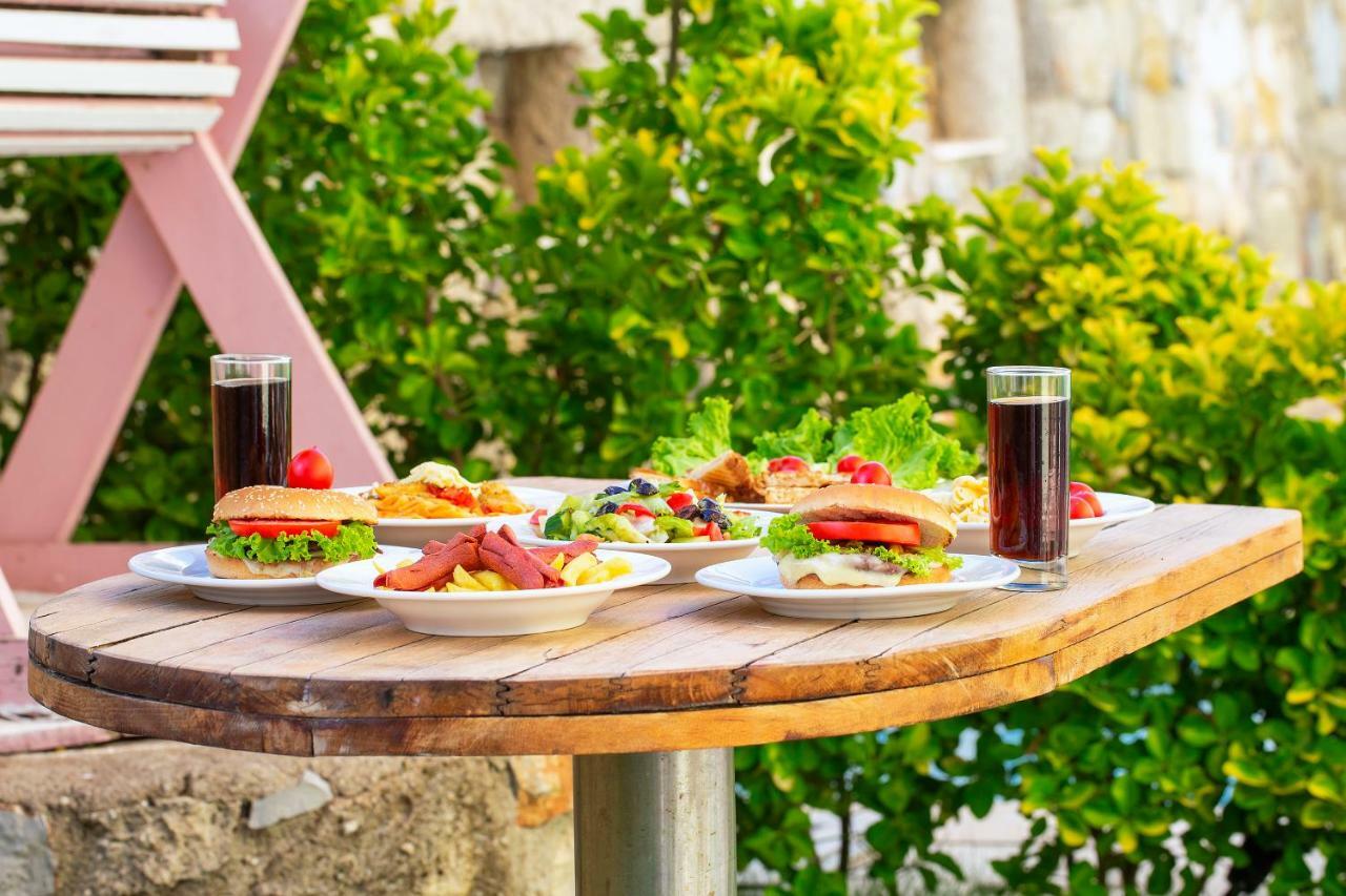 Kabasakal Otel Çeşme Eksteriør bilde