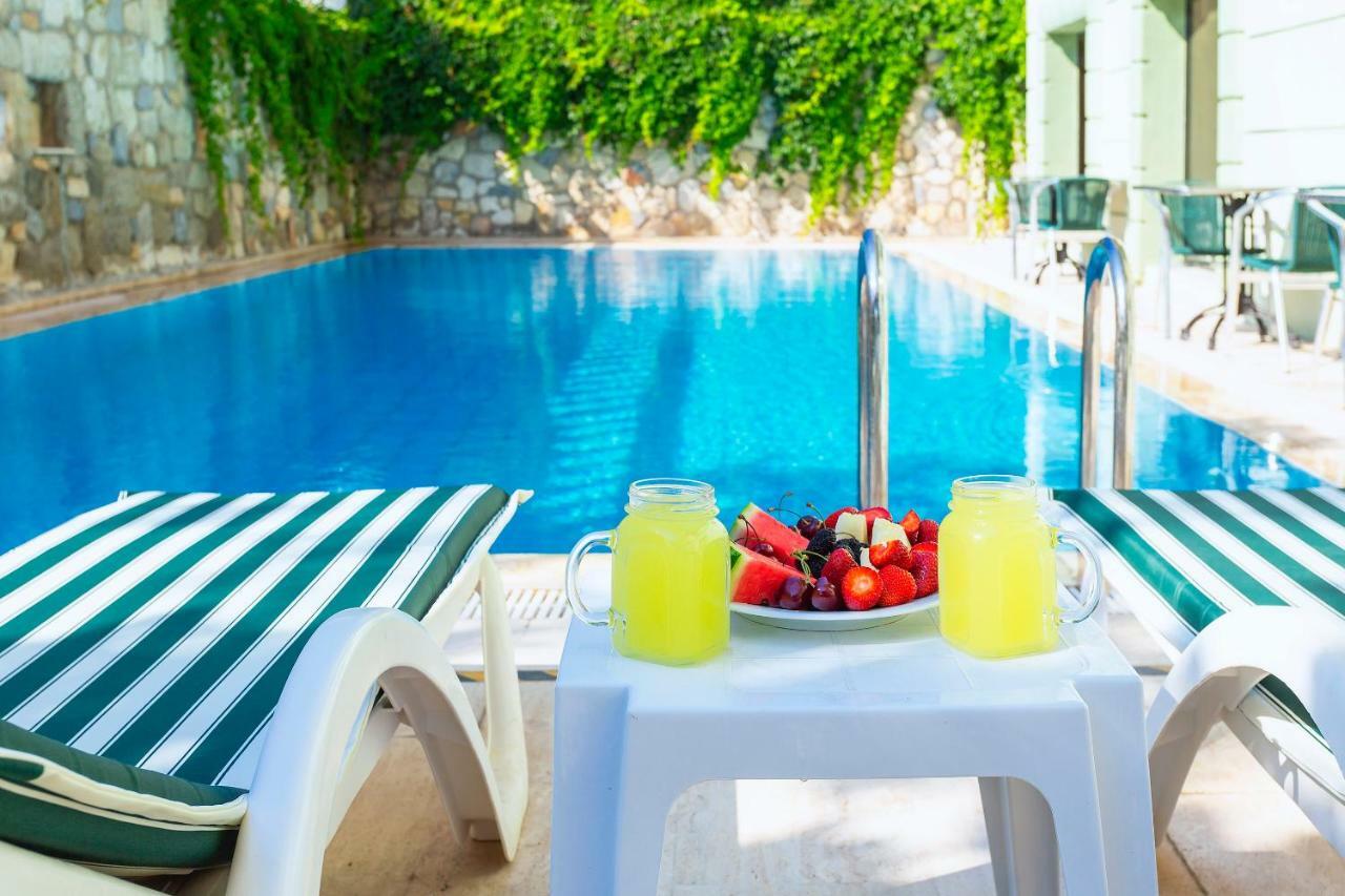 Kabasakal Otel Çeşme Eksteriør bilde
