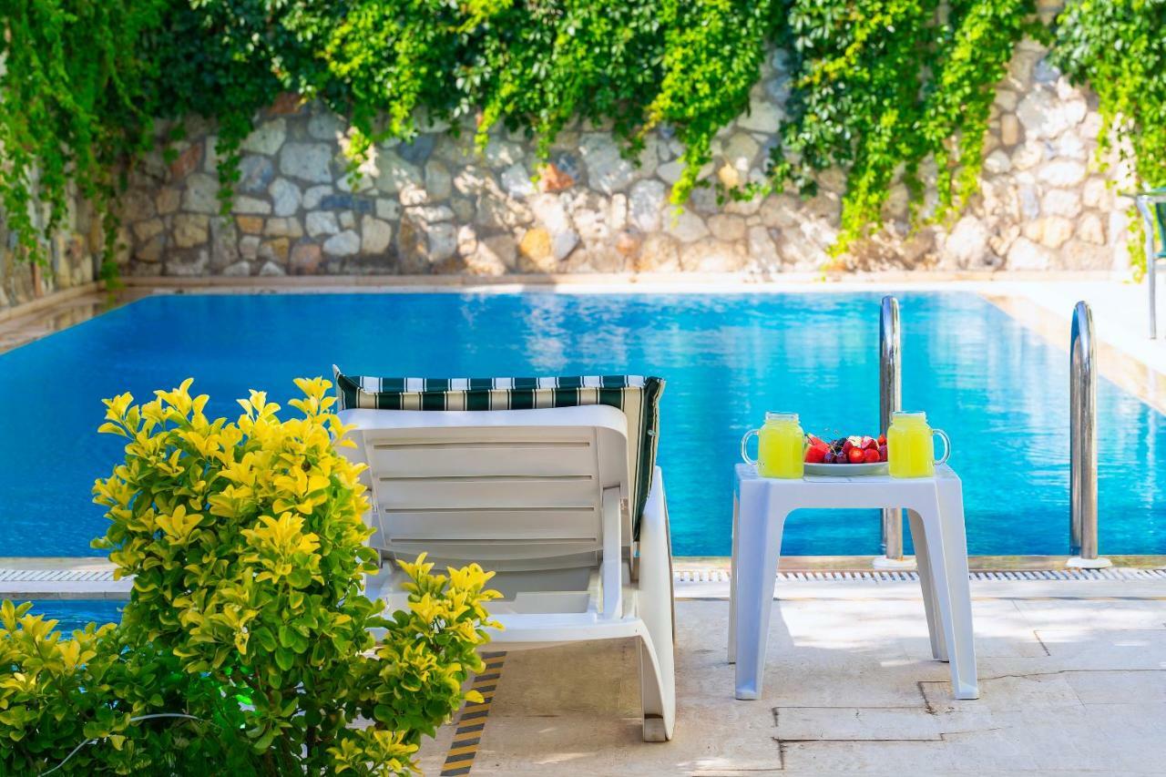 Kabasakal Otel Çeşme Eksteriør bilde
